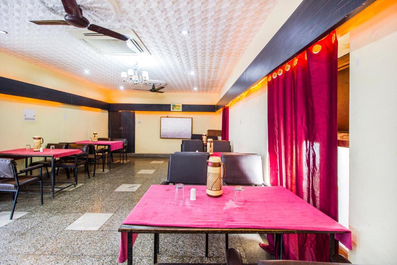 Fabhotel Damanis Ashok Nagar Udaipur Esterno foto